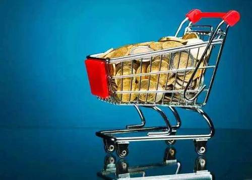 供应链金融是将核心企业和上下游企业联系在一起，提供灵活运动的金融产品和服务的一种融资模式。供应链金融模式风险较小，资产比较优质，同时相比消费金融，供应链金融的市场更加庞大，行业预估到2020年整个供应链金融的资金需求能达到15万亿，而网贷平台将是其中占比最大的参与方，现金贷平台转型供应链金融的市场前景相当可观，也将成为促进实体经济发展的重要引擎之一。